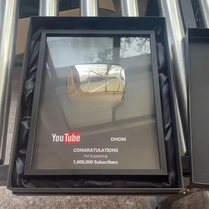 YouTube e Bilibili Pulsante di - Esports Gaming Trophy recensione e prezzo